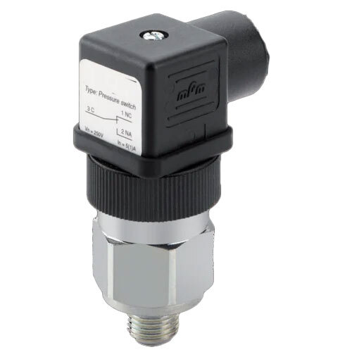 Diaphragm Pressure Switch With Spdt Contacts