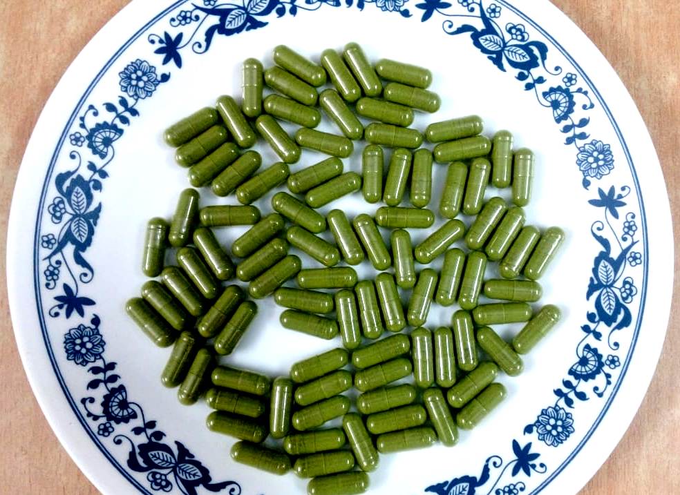 Moringa Oleifera Leaves Powder Bottle - 100gm