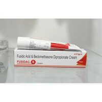 Fusidic Acid & Beclomethasone Cream - Application: Personal