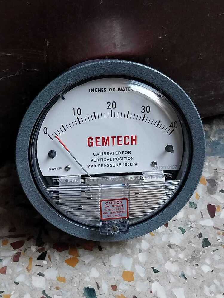 Gemtech Instrument Differential Pressure Gauge By Hoshangabad Madhya Pradesh - Accuracy: 2% (-Ha Model 1) Of Fs (3% (-Ha 1.5%) On -0