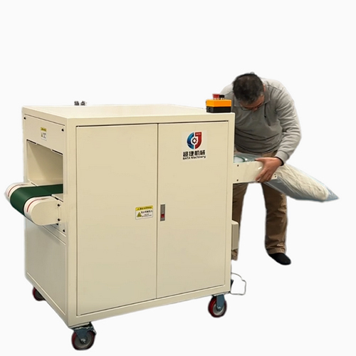 High-speed Pillow Machine With Automatic Packaging And Filling - Automatic Grade: Semi-automatic