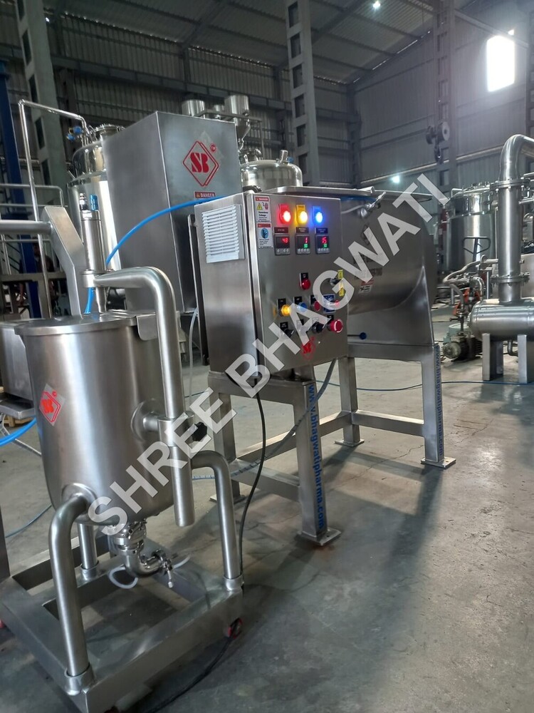 100 Ltr Paddle Mixer with Liquid Spraying System