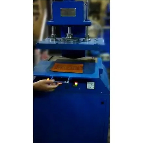 हाइड्रोलिक लेदर एम्बॉसिंग मशीन