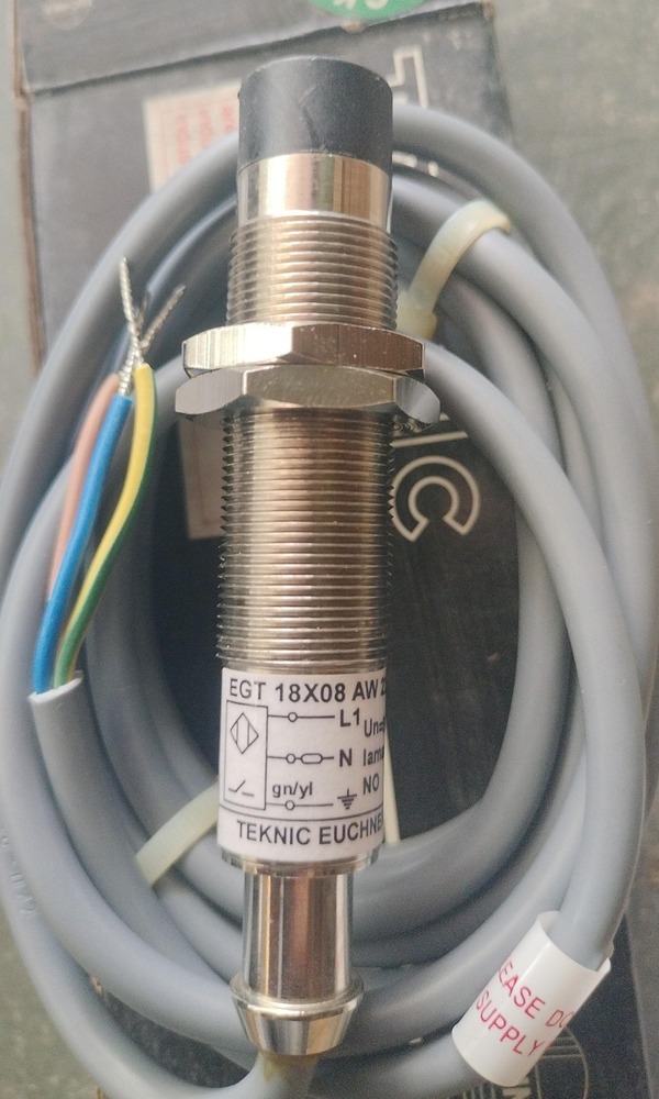 TEKNIC EUCHNER PROXIMITY SWITCH,EGT 18X08 AW 220-2000L