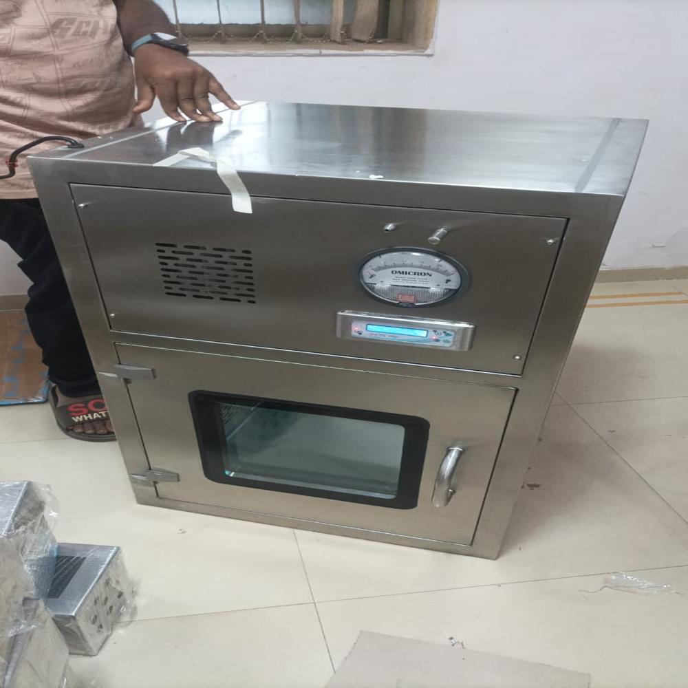 Dynamic Pass Box - Equipment Materials: Ss