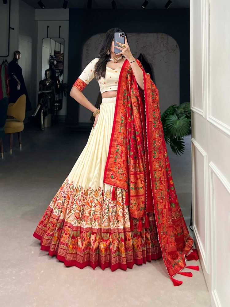 CHANIYA CHOLI