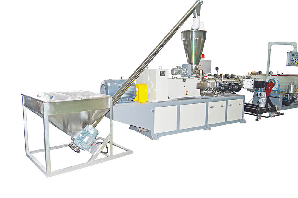 Three Layer HDPE Pipe Machine