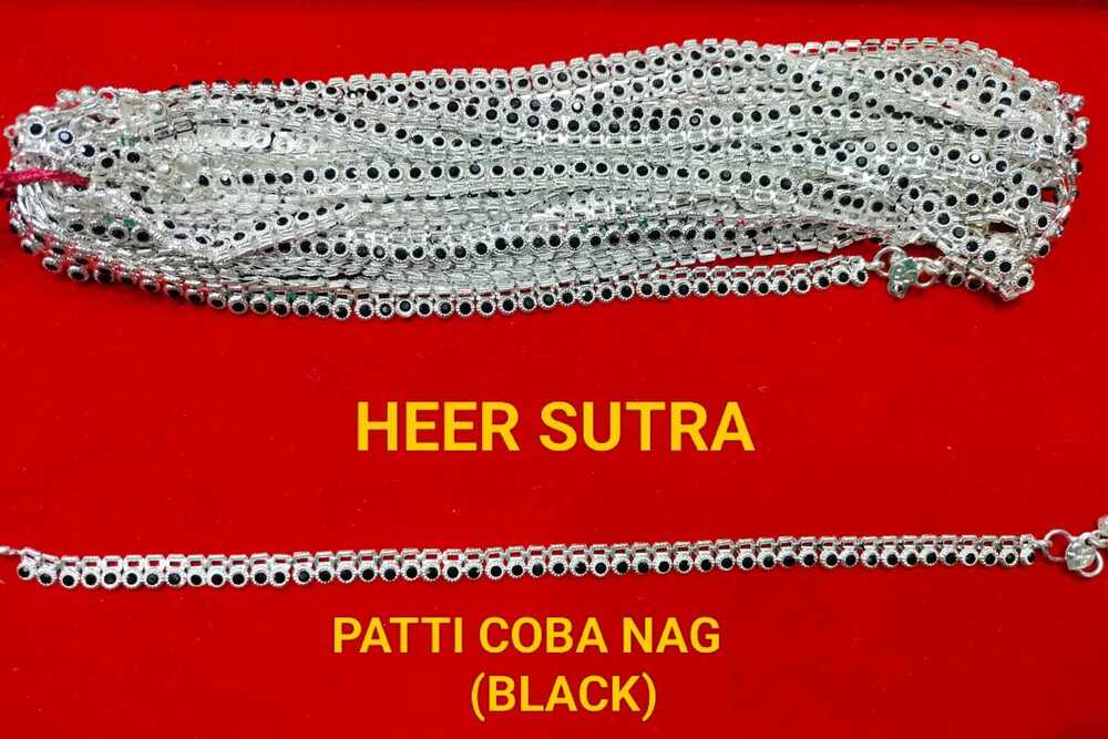 Patti Coba Black Nag Anklet - Color: Silver