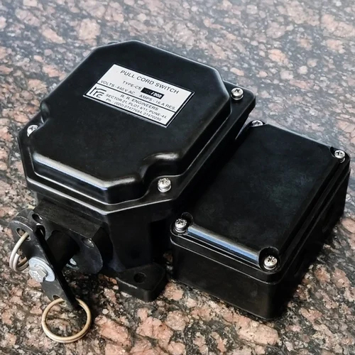 01 No + 01 Nc Pull Cord Switch With Terminal Box - Color: Black