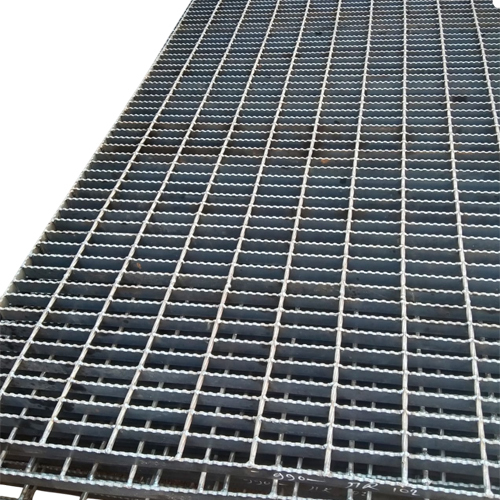 Serrated Face Gratings - Color: Metallic