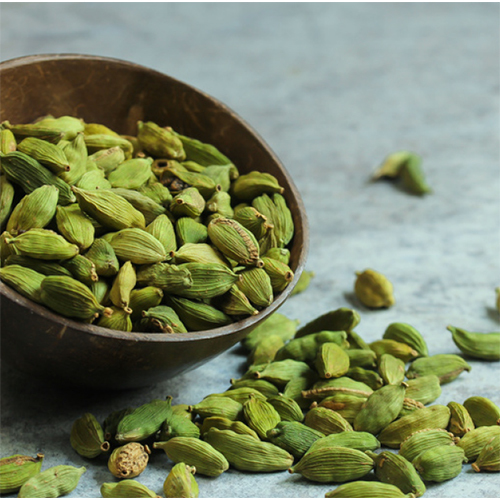 GREEN CARDAMOM