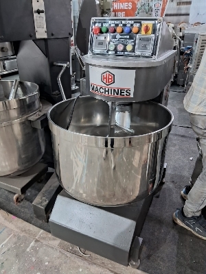50 Kg Spiral Mixer - Automatic Grade: Semi Automatic