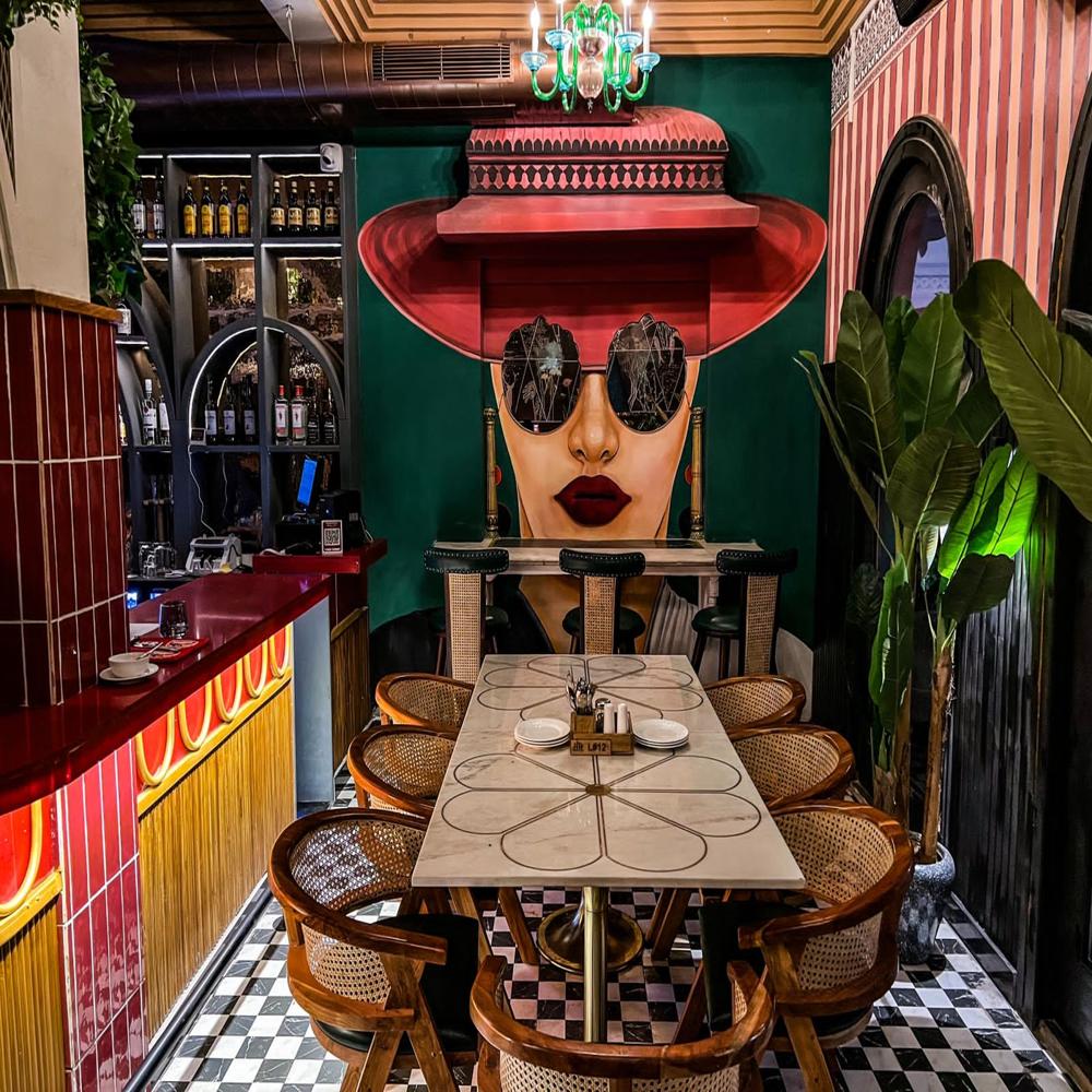 Restaurant Chair and Table