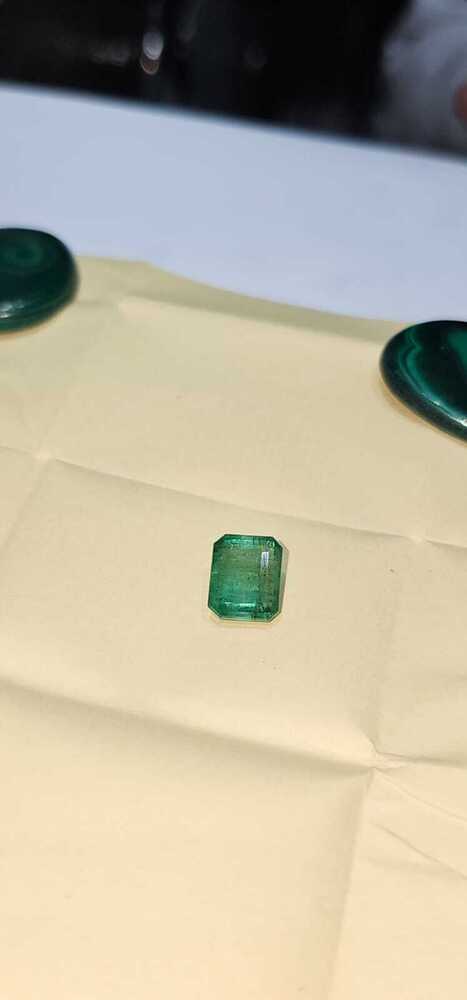 4.59 Carat natural Emerald