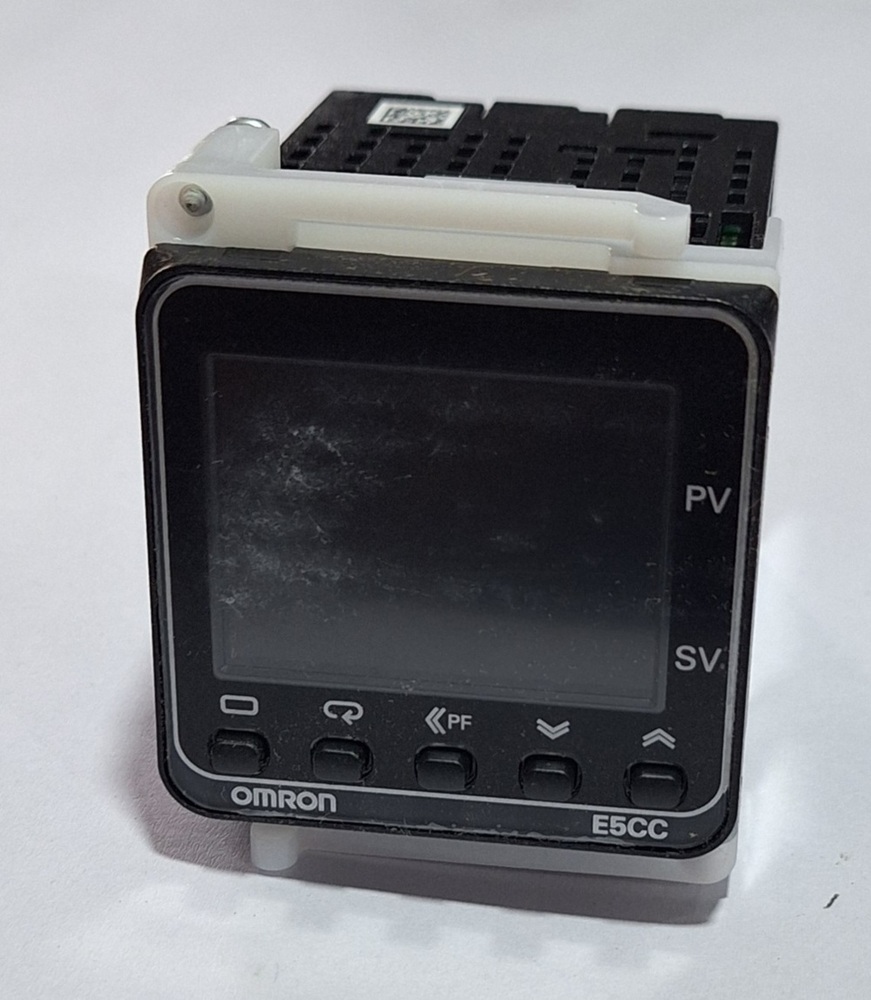 OMRON CONTOLLER E5CC RX2SASM 802