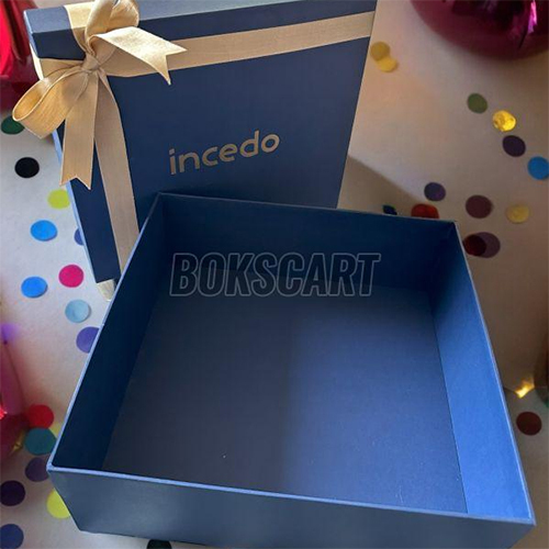 Customized Kappa Board Box With Ribbon - Finishing: Glossy Lamination