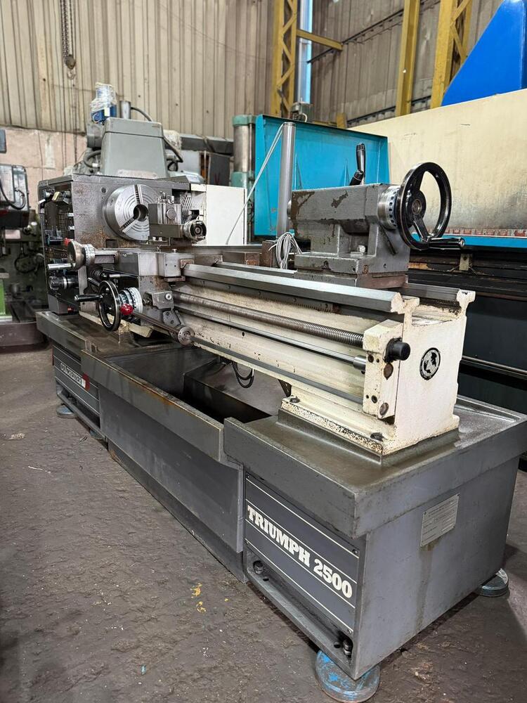 Colchester Lathe Machine - Automatic Grade: Automatic