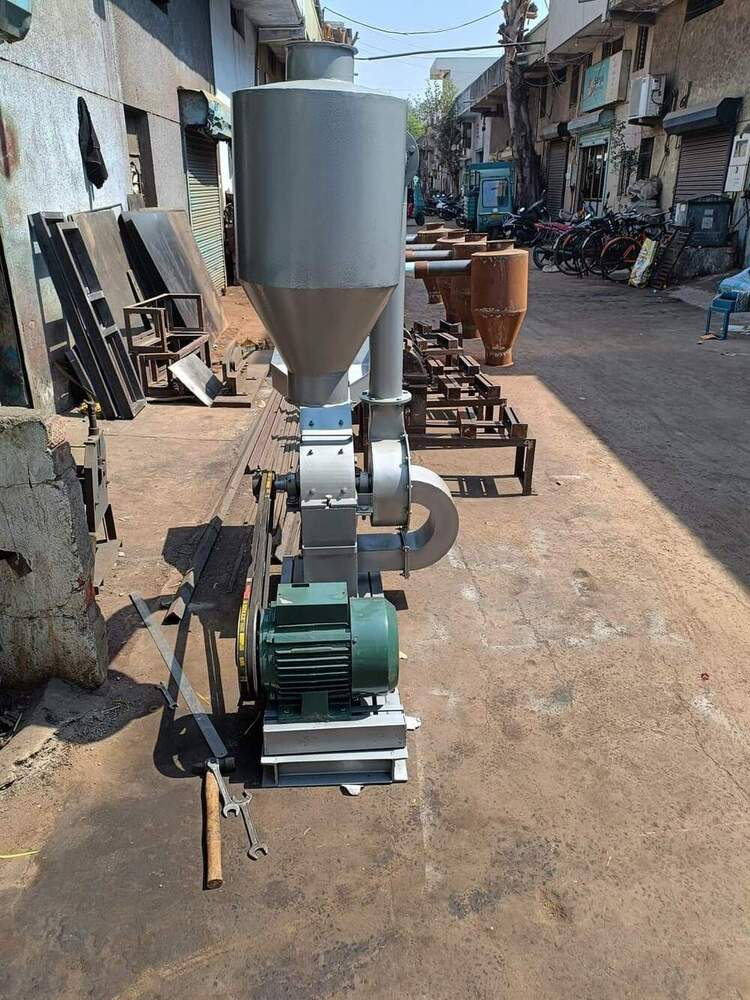 5 Hp Ms Masala Blower Pulverizer - Automation Grade: Semi-automatic