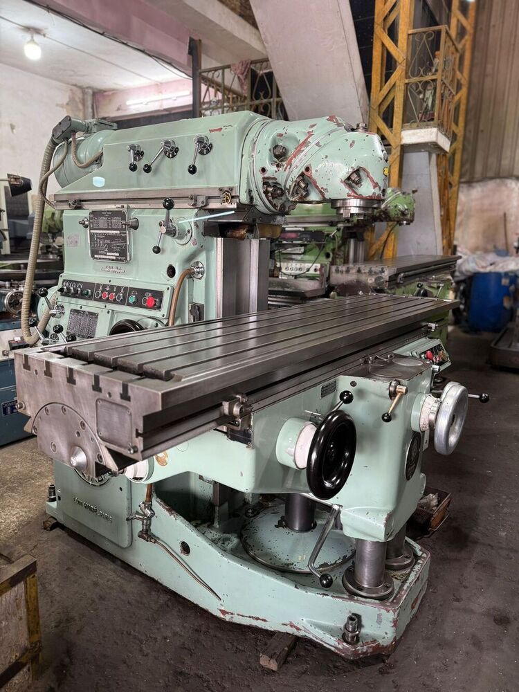 Huron Milling Machine