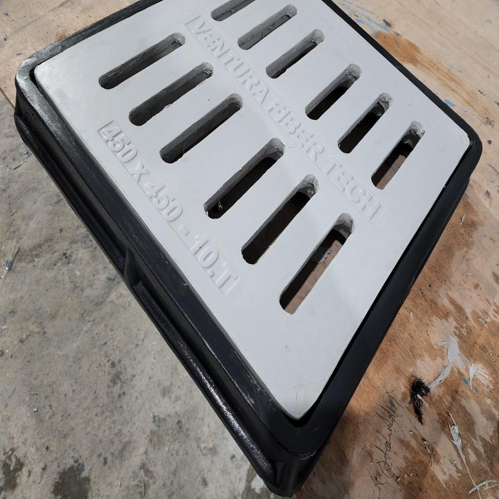 Frp Water Gully Cover - Frp Material, 5mm Base Dimension, 30kg Weight, 5 Tonne Load Capacity | Galvanized Coating, Drainage Application