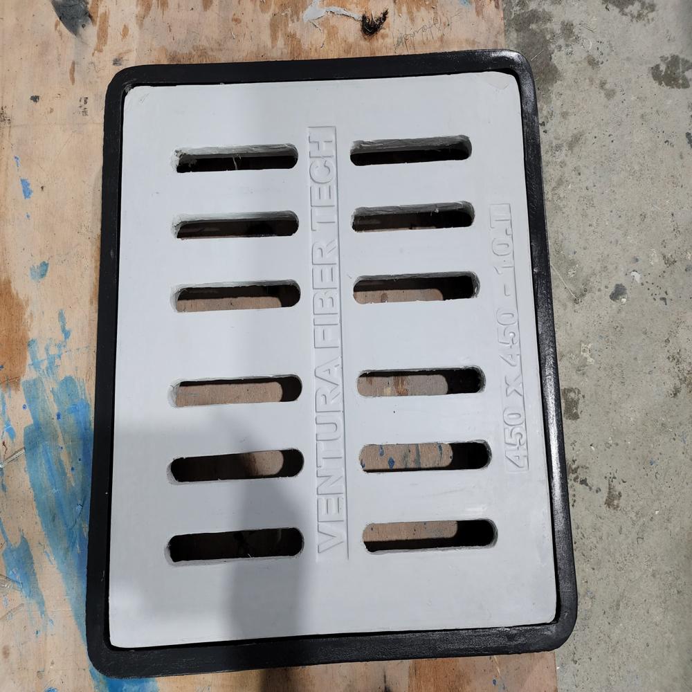 Frp Water Gully Cover - Frp Material, 5mm Base Dimension, 30kg Weight, 5 Tonne Load Capacity | Galvanized Coating, Drainage Application