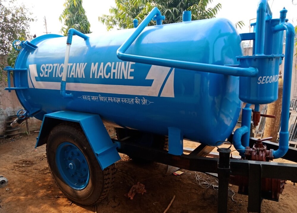 4000 Ltr Tractor Mounted Sewer Suction Machine