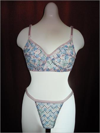 महिलाओं के अंतर्वस्त्र