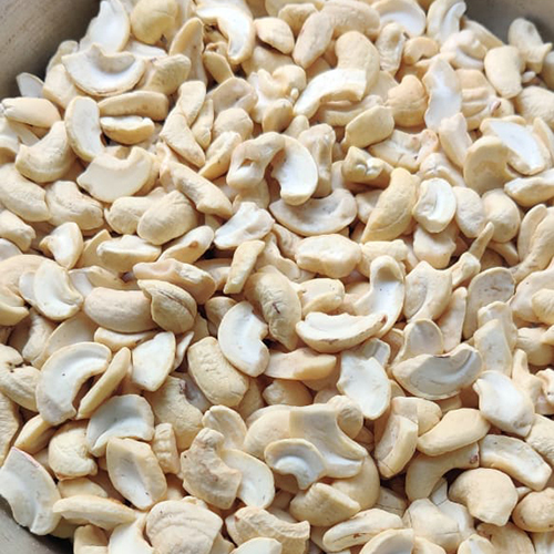 4 Pcs Cashew - Color: White