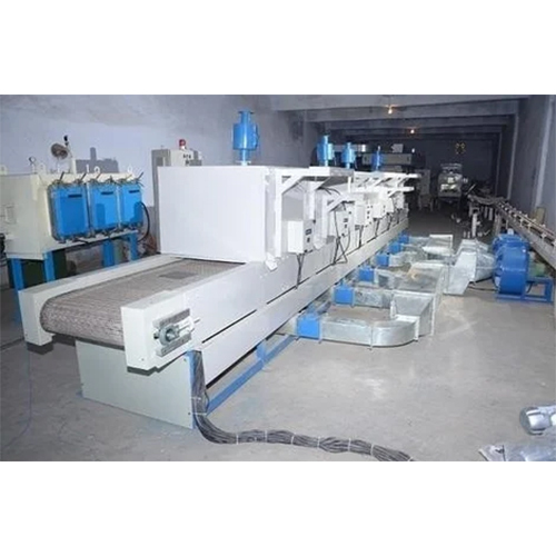 Flat Belt Conveyor - Mild Steel, Heat Resistant, 240 Volt Electric | Polished Surface for Smooth Operation, 1-Year Warranty