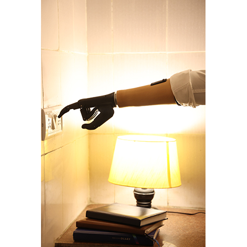 Zeus - Locally repairable Prosthetic Hand