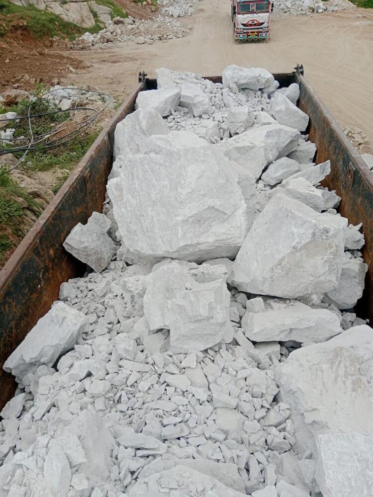 Sodium Feldspar Lumps - Application: Ceramics