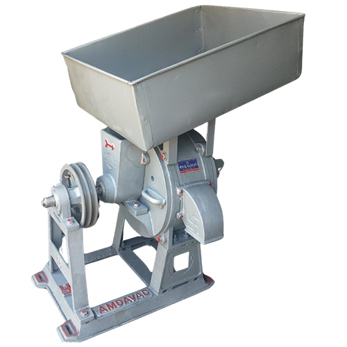 16X4.5 Inch Masala Open Type Commercial Flour Mill - Capacity: 130 To 150 Kg
