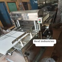 Commercial High Speed Slicer Machine - Automatic Grade: Semi Automatic
