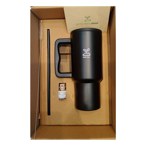 900Ml Stainless Steel Insulated Straw Sipper Tumbler - Capacity: 950 Milliliter (Ml)