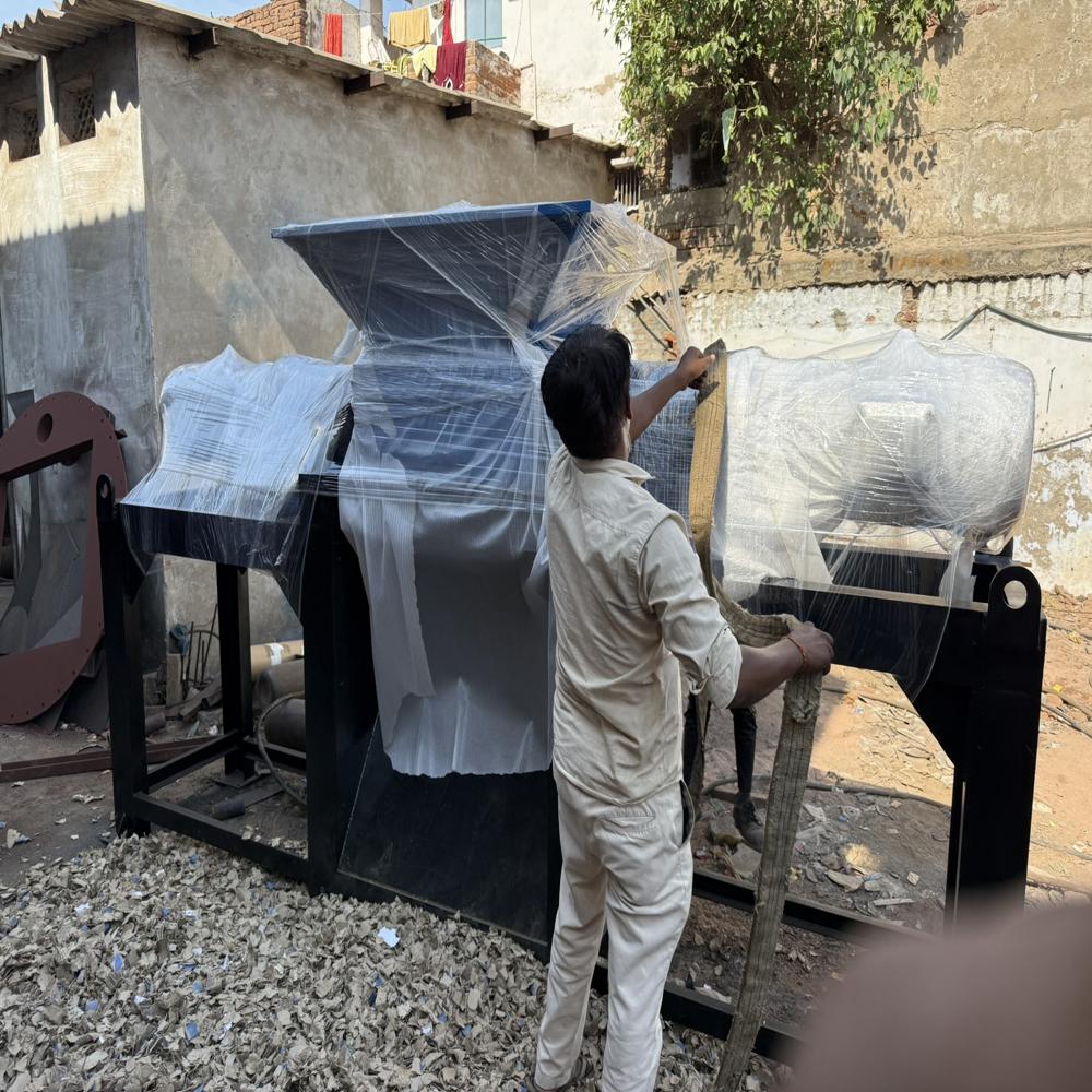 Ms Motorised Metal Shredding Machine - Automatic Grade: Automatic