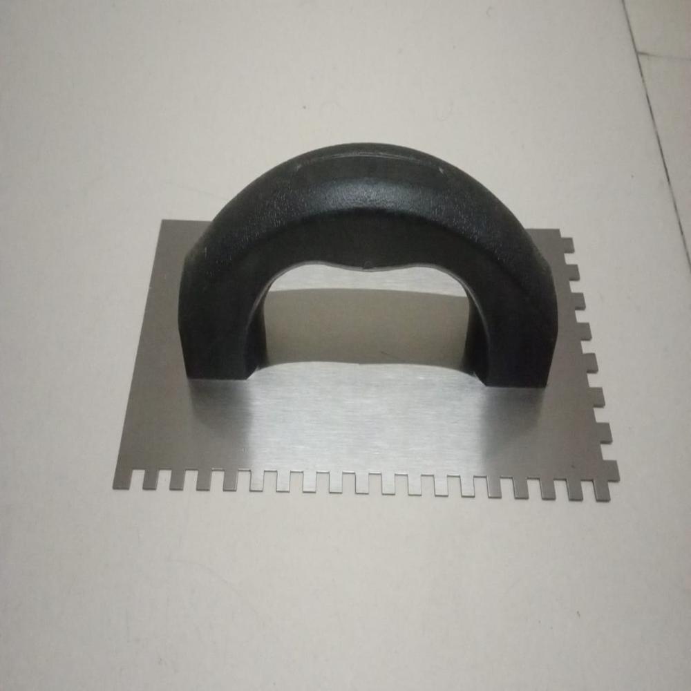 Facile Notched Trowel 8 Mm, Black Handle, Stainless Steel, Heavy Duty - Features: Rust-resistant Carbon Steel