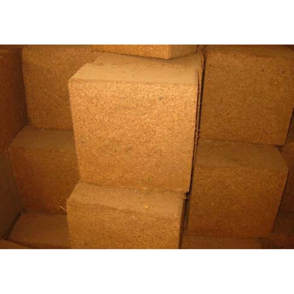 Square Brown Cocopeat Block - Attributes: Eco-Friendly