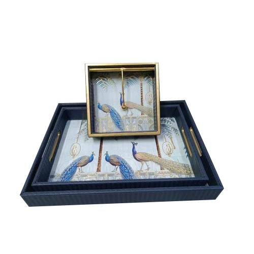 Leathr Tray Set With Tissue Holder - Material: Leather
