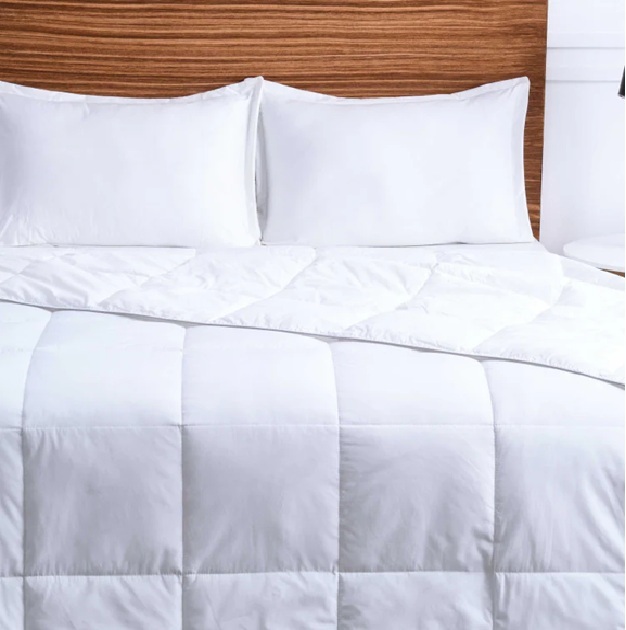 300 GSM Hotel Fibre Quilt