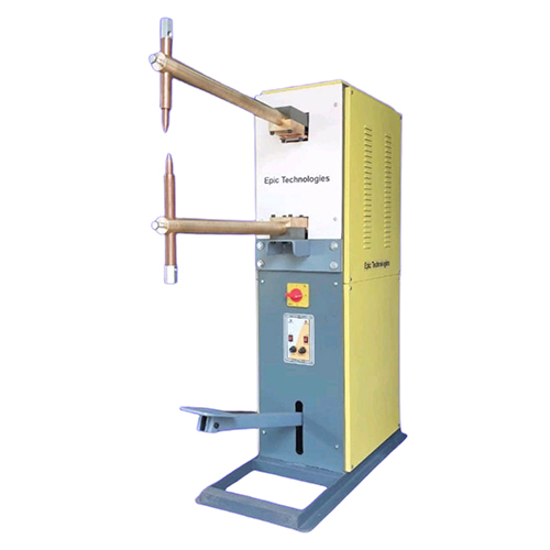 पेडल ऑपरेटेड स्पॉट वेल्डिंग मशीन - फ्रीक्वेंसी: 50-60 Hz