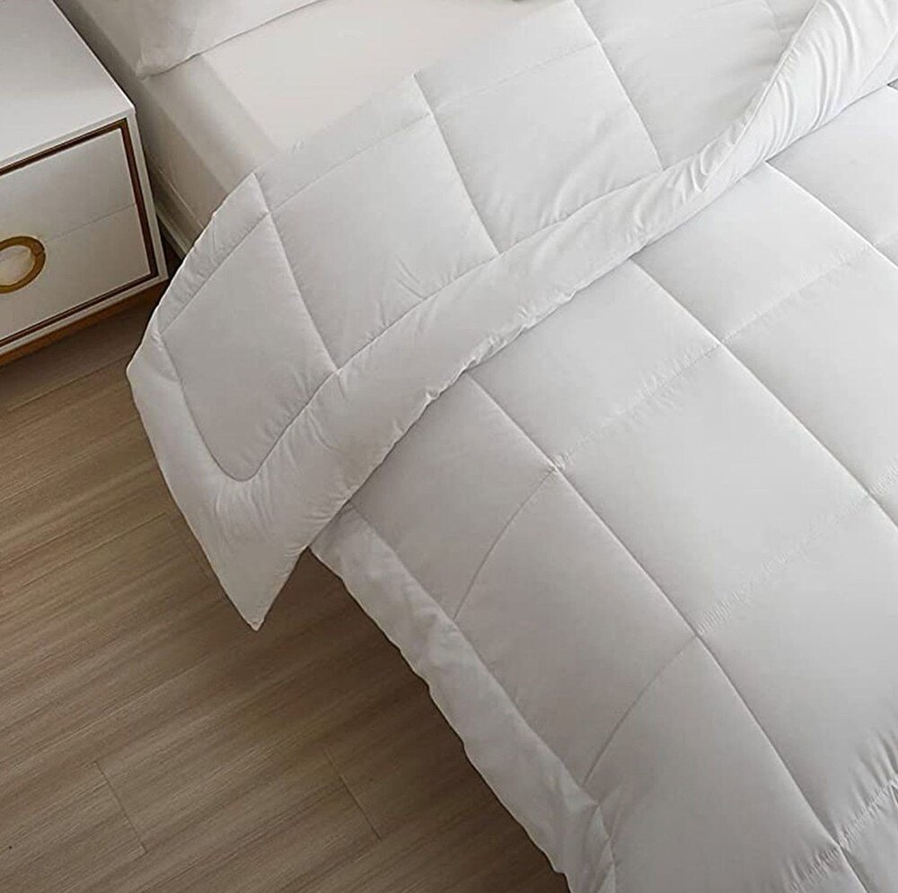 400 GSM Hotel Fibre Quilt