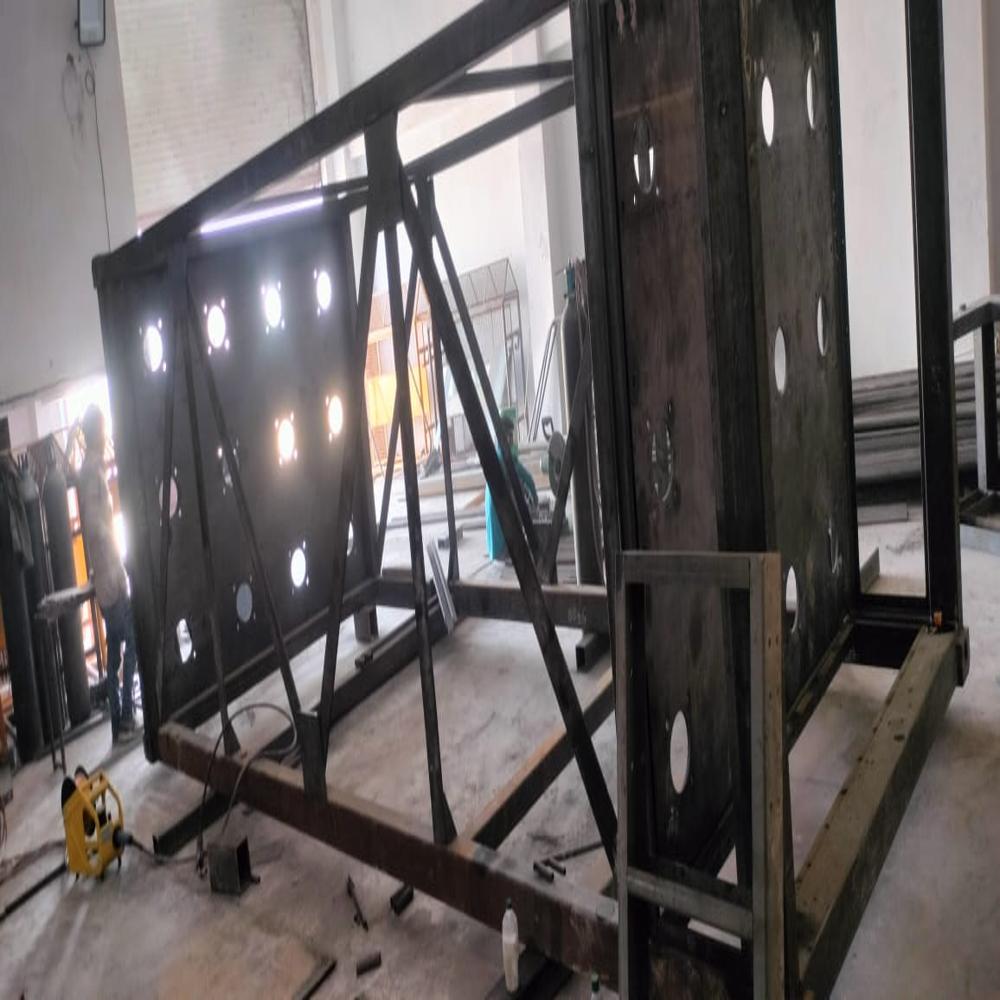 customize Fabrication 