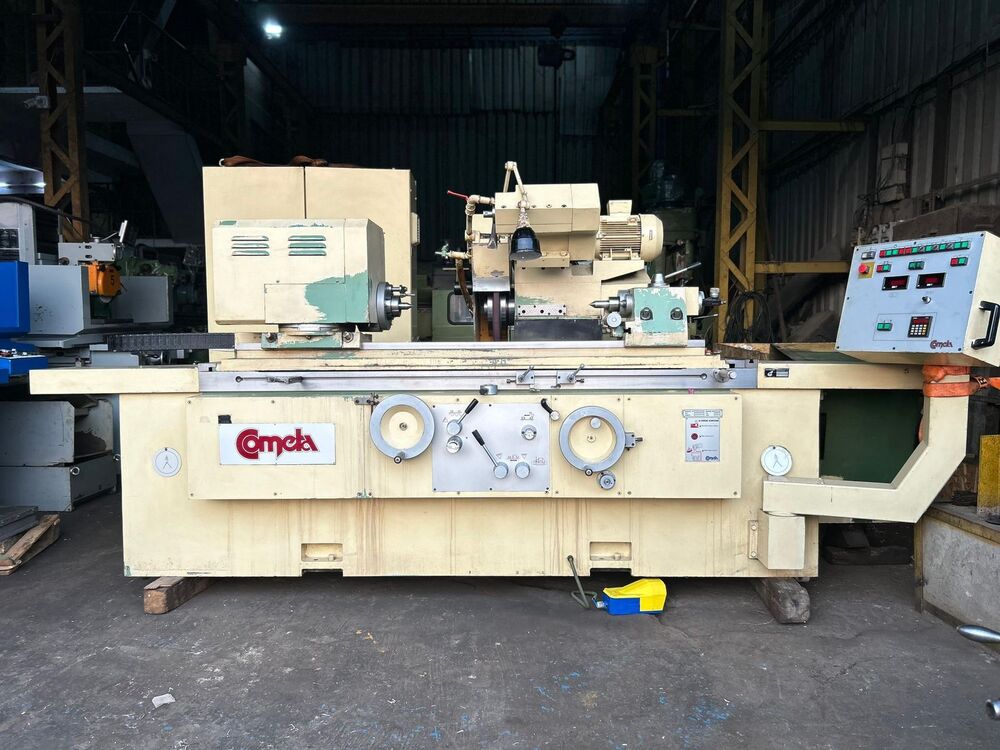 Universal Cylindrical Grinder Machine - Feature: High Performance