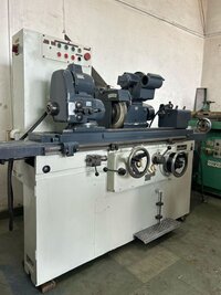 TOS Cylindrical Grinder Machine