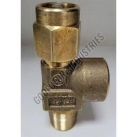 Oxygen Cylinder Valve - Color: Golden