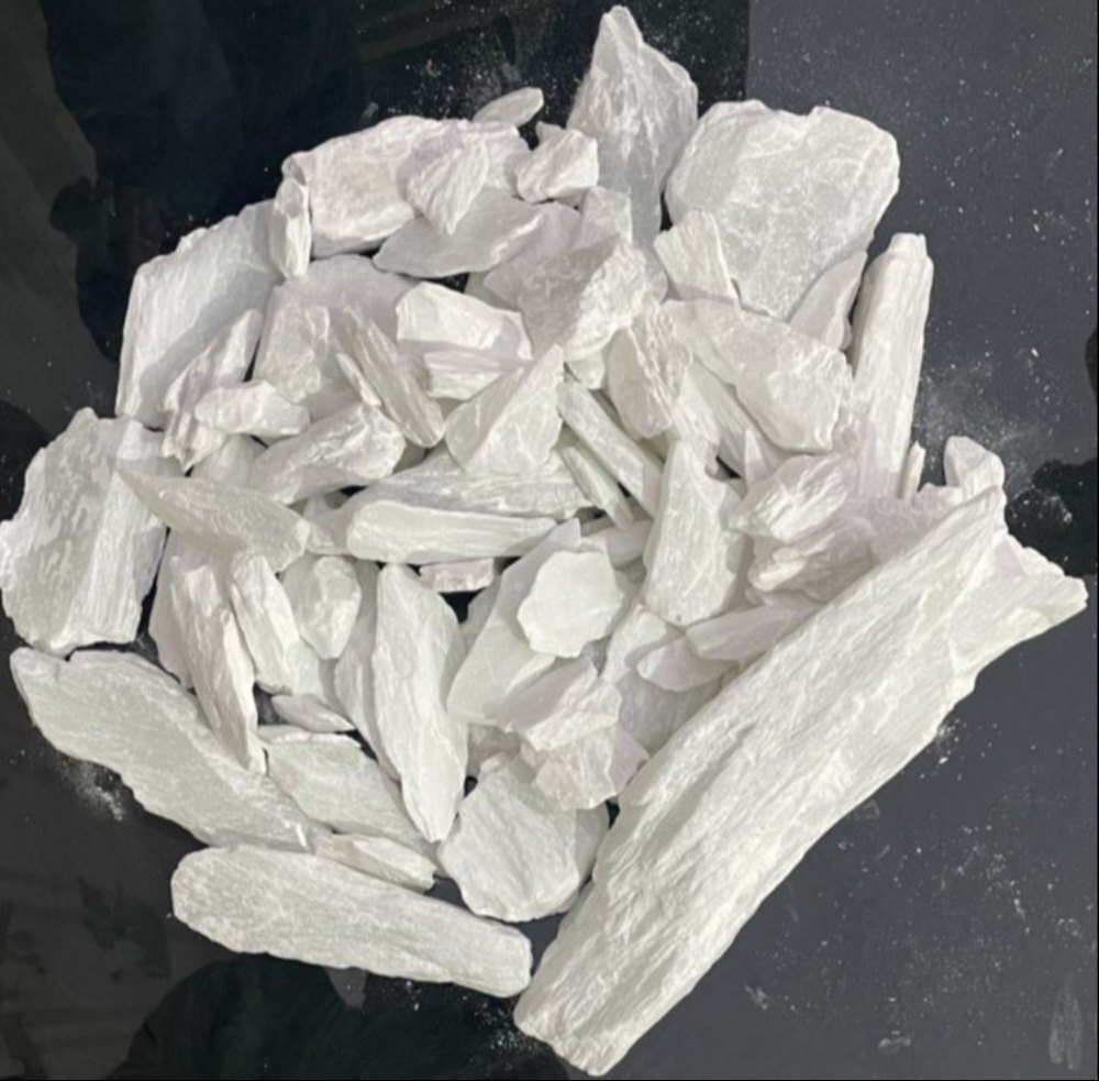 Washed Clay Lumps - Application: Ceramics