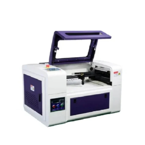 CO2 Laser Cutting Machine