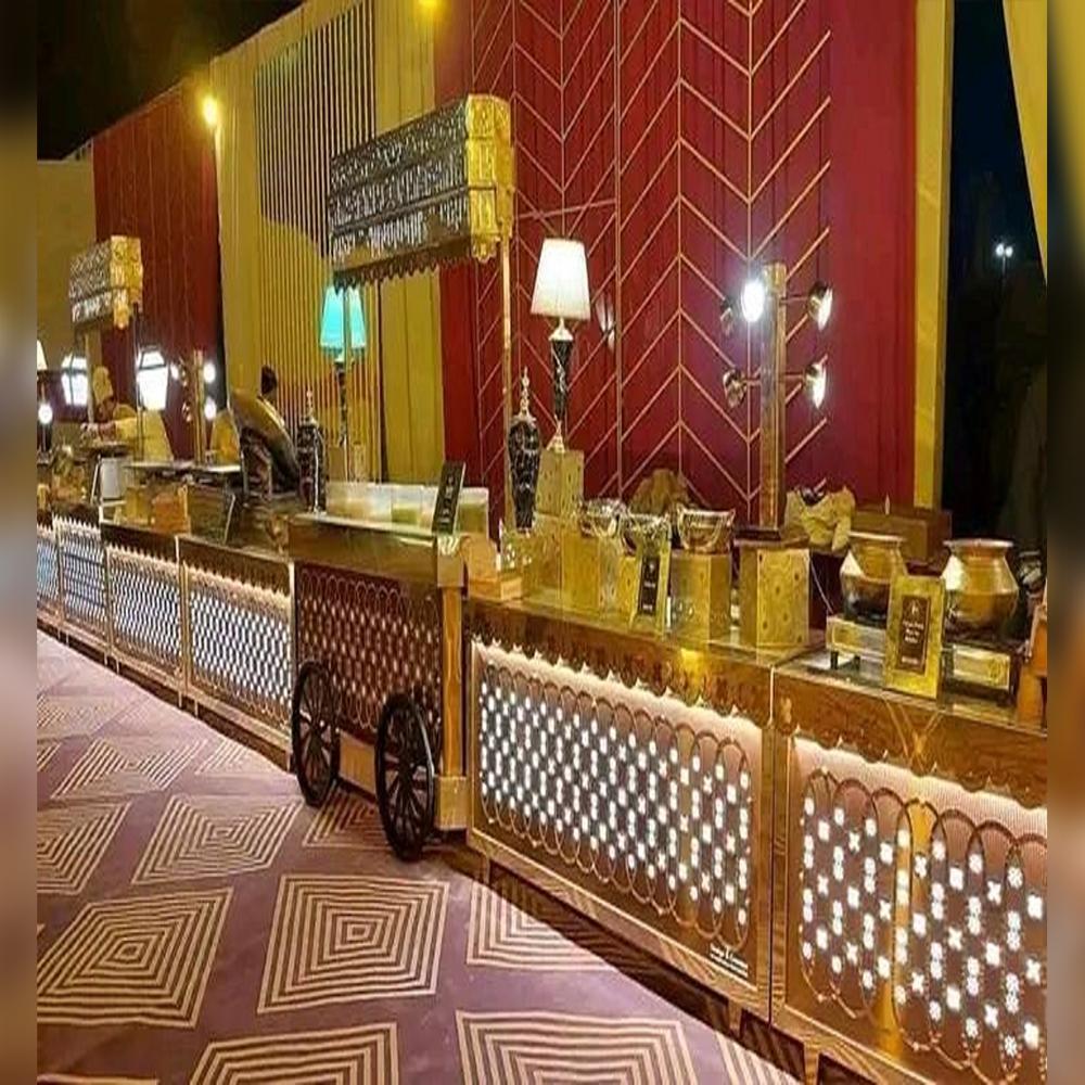 Crystal crown buffet counter