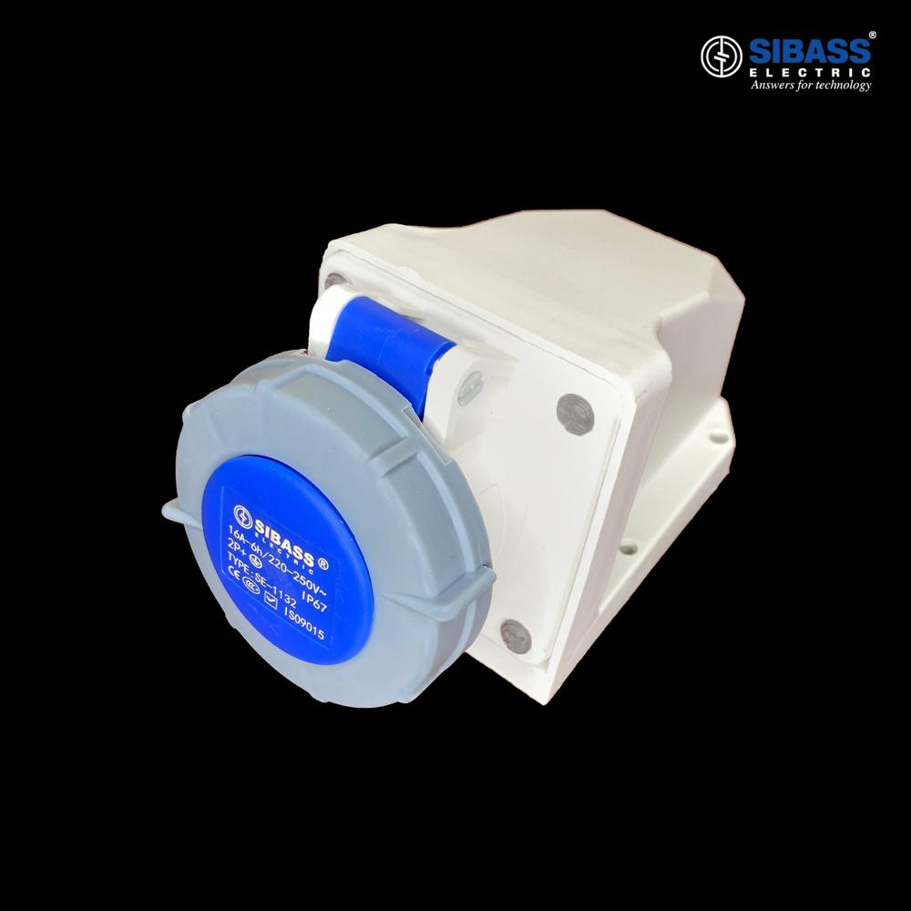 IP67 16A 3PIN BOX SOCKET SE-S1132