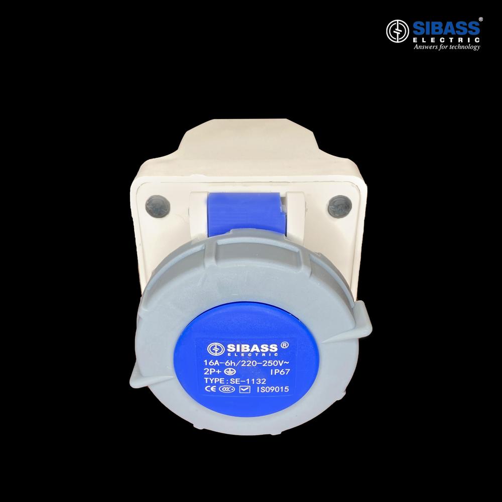 IP67 16A 3PIN BOX SOCKET SE-S1132